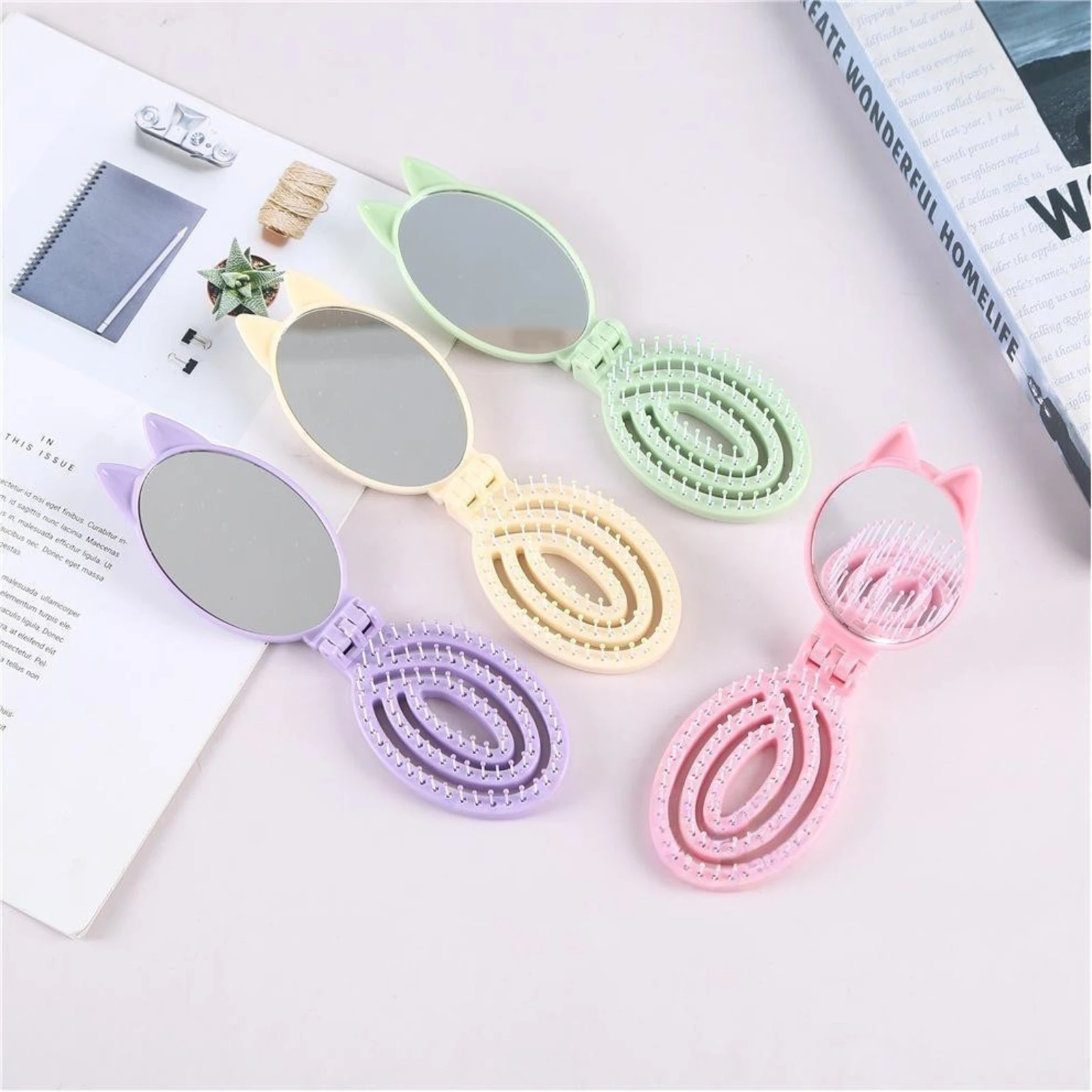 2 in 1 Cat-Ear Shape Hollow Foldable Mirror Comb
