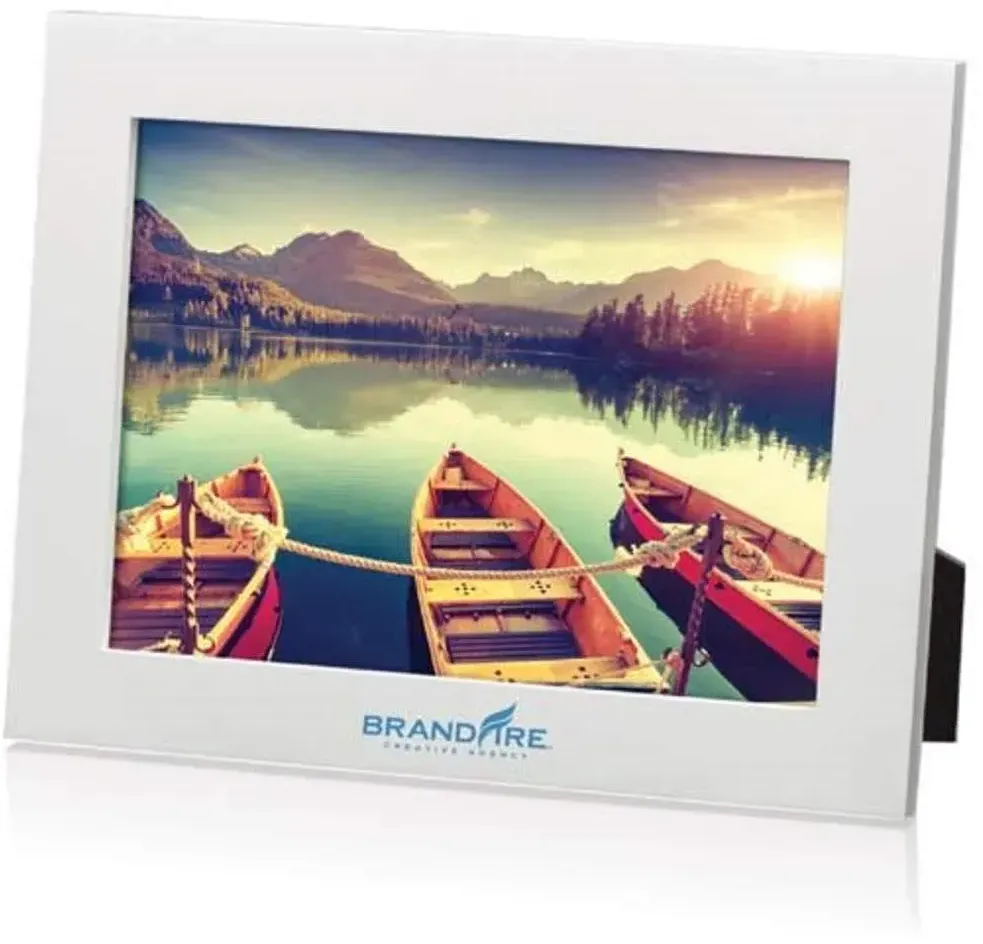 Custom Wood Linear White Photo Frame 