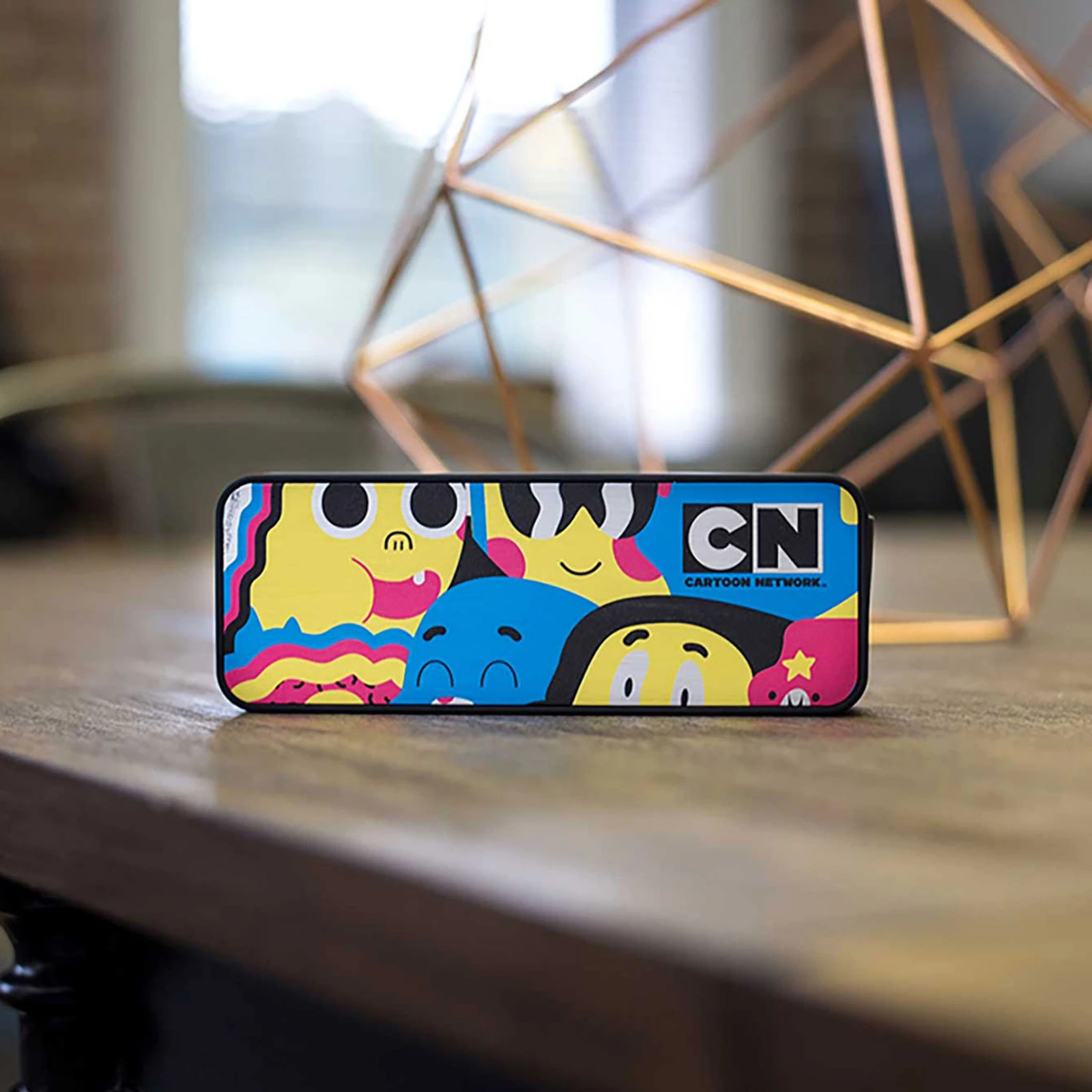 Evrybox™ 4400mAh Charger + Speaker