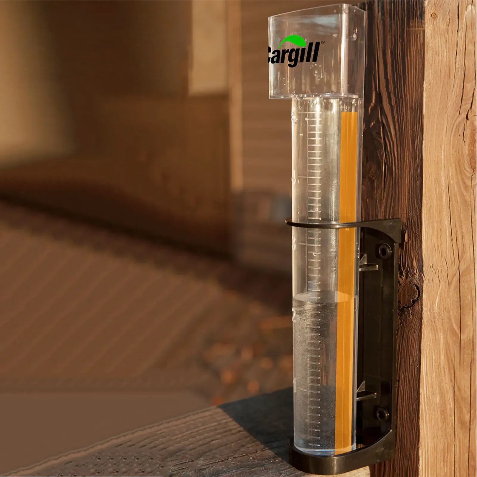 Hammer Head Rain Gauge