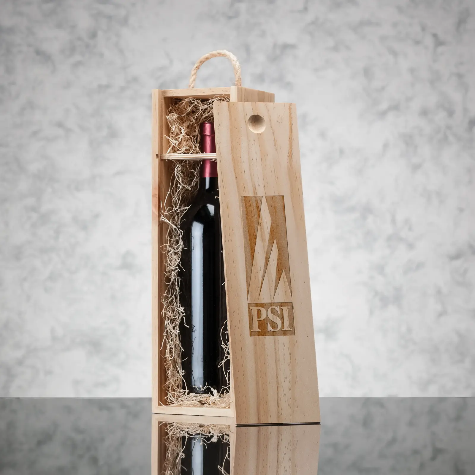 Customizable Birchwood Wine Crate with Vintage Presentation for Gifting