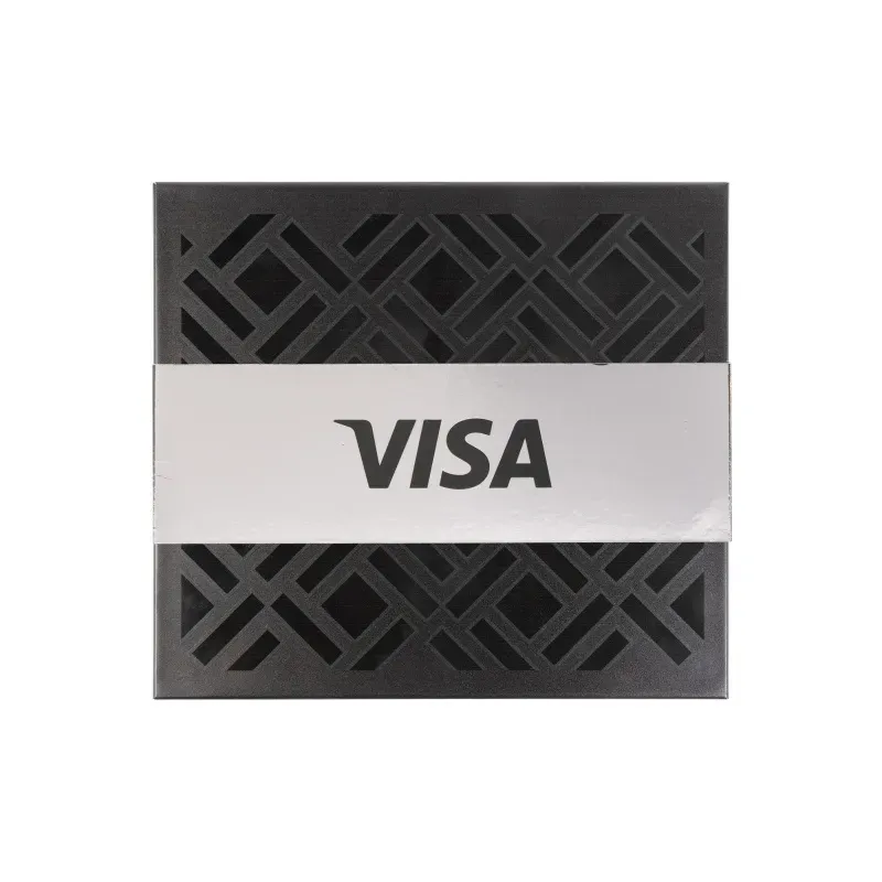 Small Deluxe Gift Box with Silver Band