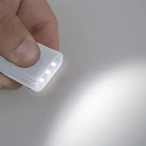 Clip On Pull-Apart Plastic Flashlight