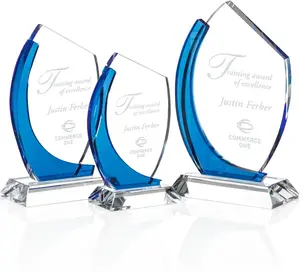 7½" Customized Deakin Blue Crystal Award - Business Recognition Trophy