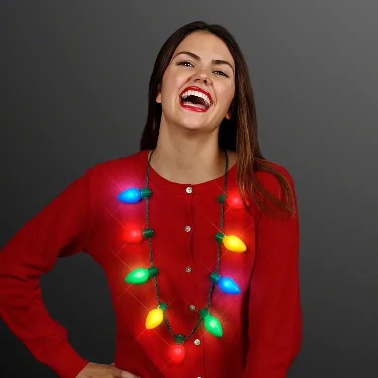 9 Lights Christmas Bulb Necklace — view 4