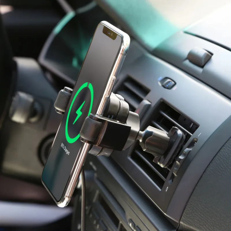 Airhug Wireless Charging Car Dock — view 4