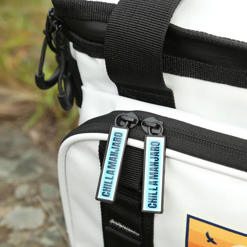Chillamanjaro™ 12 Can Plateau Cooler Bag — view 5