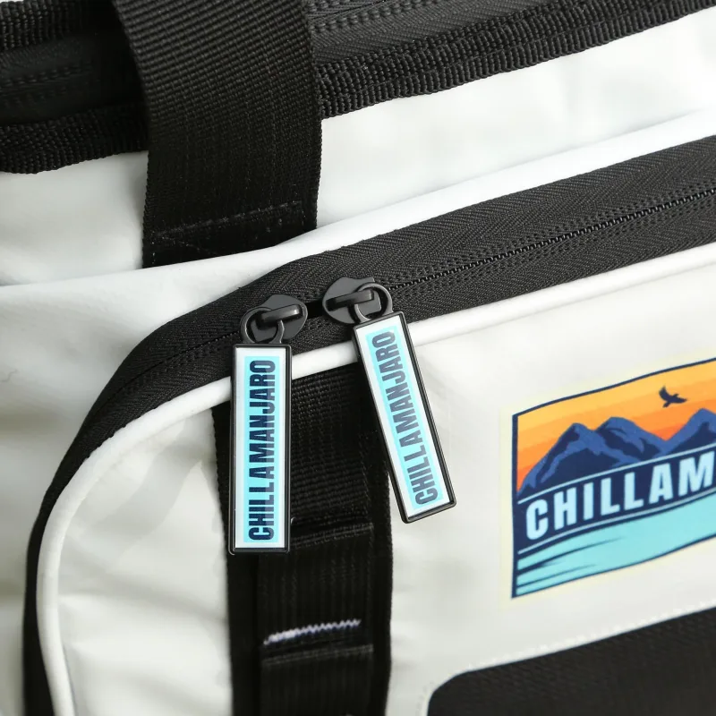 Chillamanjaro™ 18 Can Altitune Cooler Bag — view 8