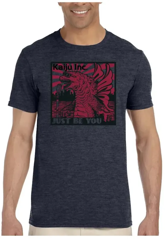 SoftStyle Custom T-Shirts — view 5