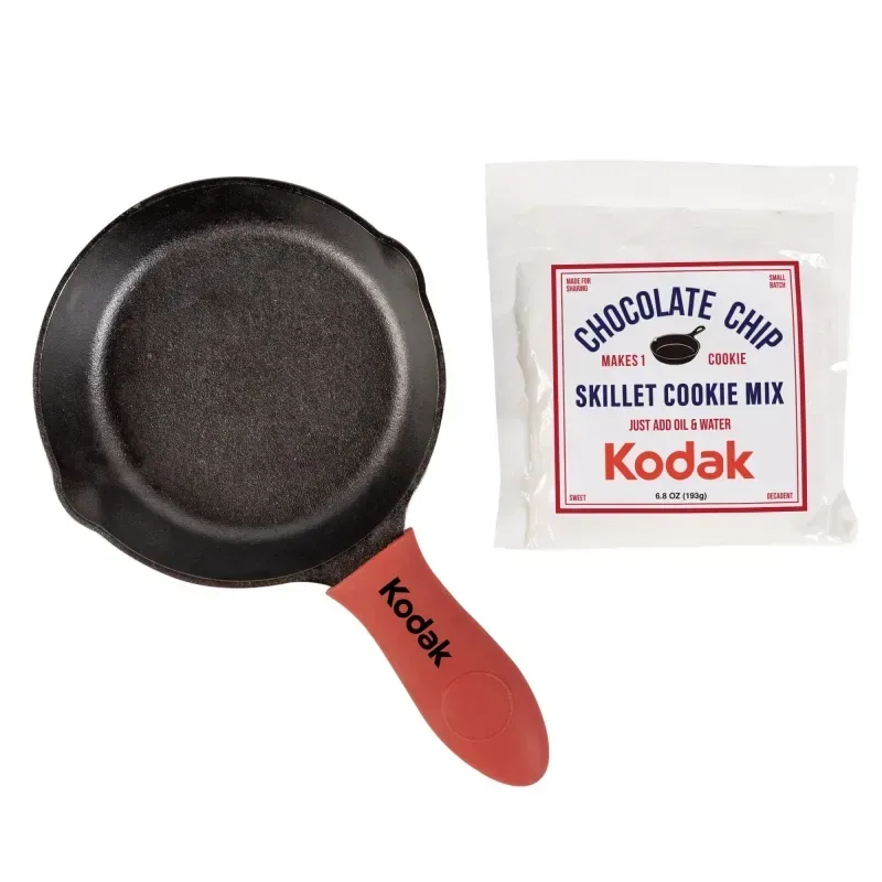 Lodge® and Fresh Beginnings Cookie Mix and Skillet Set — view 5