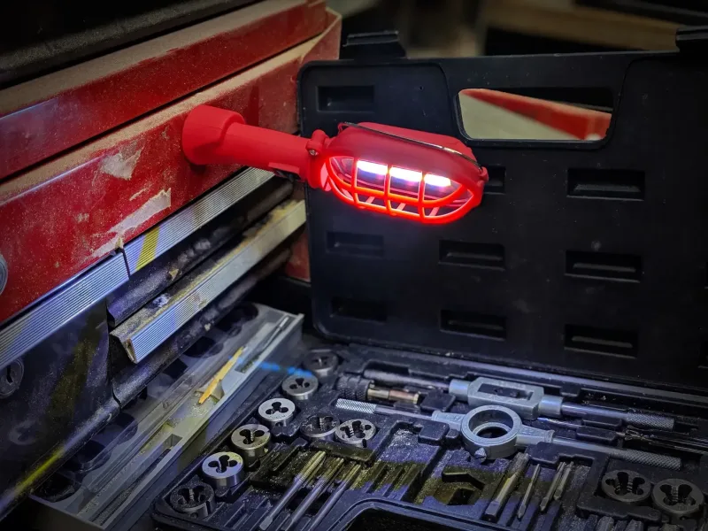Mini Magnum Portable Worklight — view 6