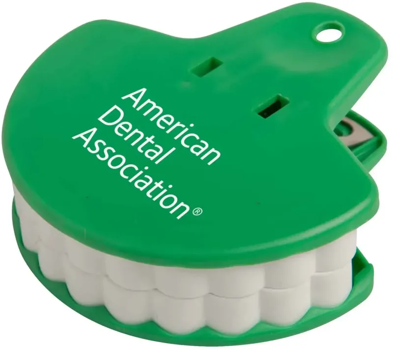 Custom Munch-it™ Clip - Personalized Bag Sealer  — view 2