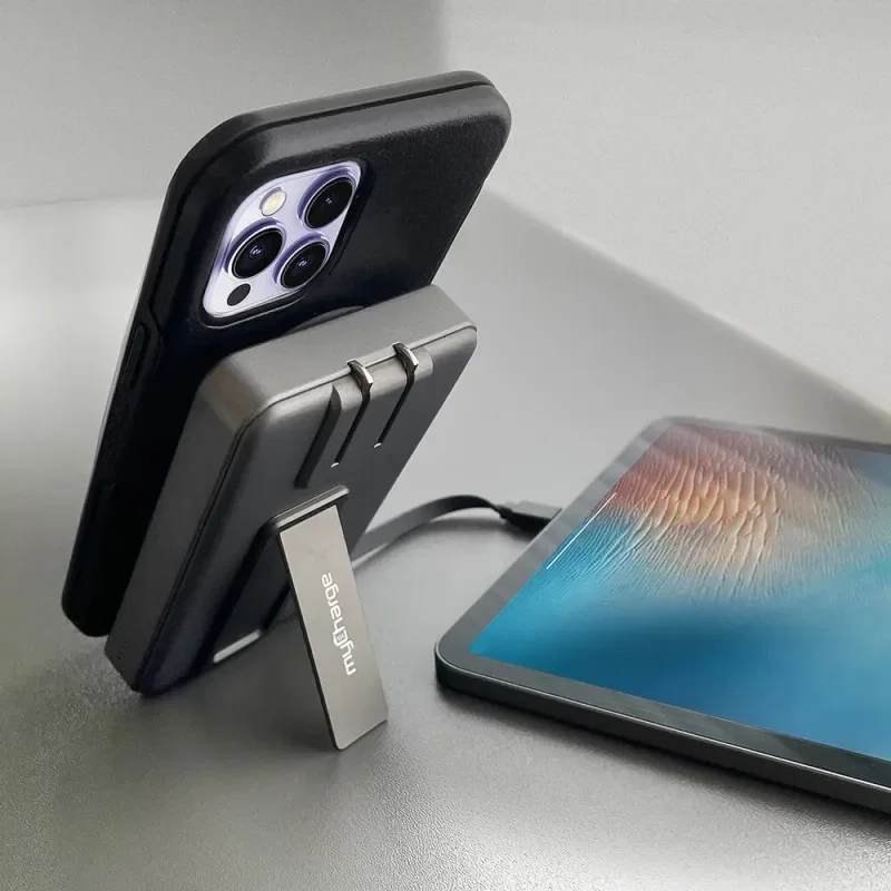 myCharge Maglock Hub+ 5,000mAh All in One Wireless Charger — view 5