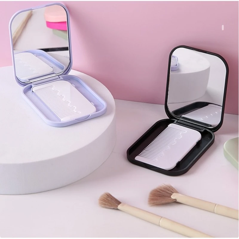 Portable Compact Mirror with Comb