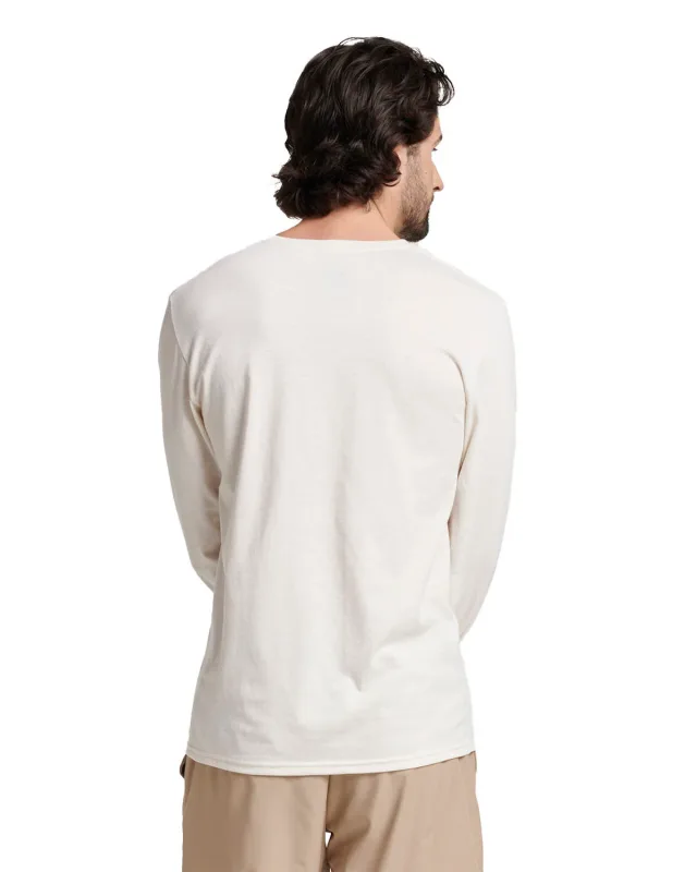 Russell Athletic Unisex Essential Performance Long-Sleeve T-Shirt — view 20