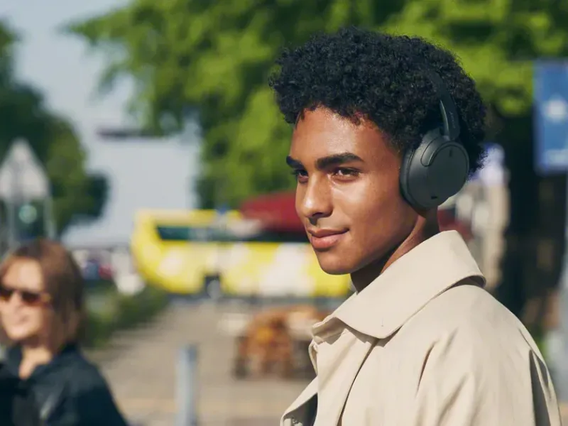 Personalized Wireless Noise Canceling Headphones — view 6