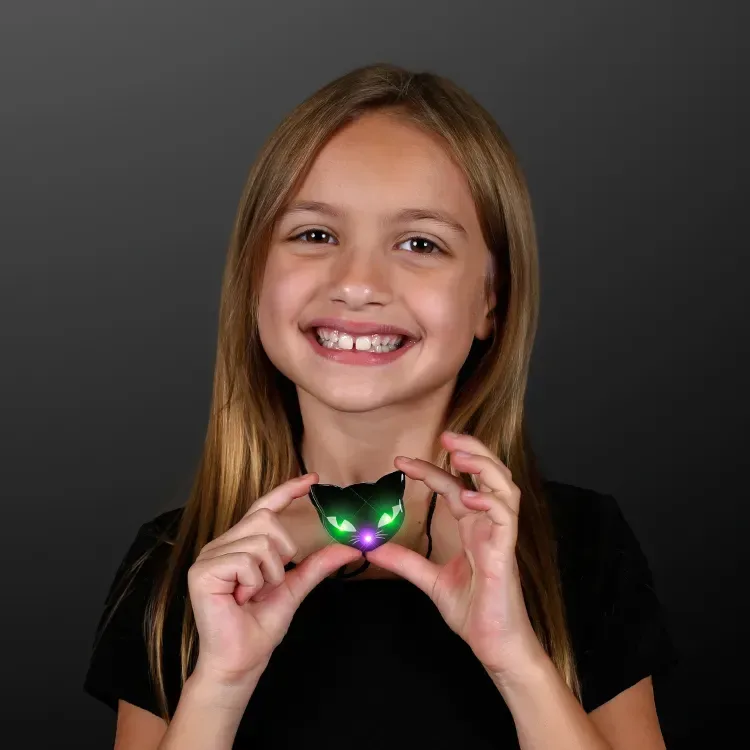 Spooky Cat Eyes Necklace, LED Halloween Jewelry — view 5
