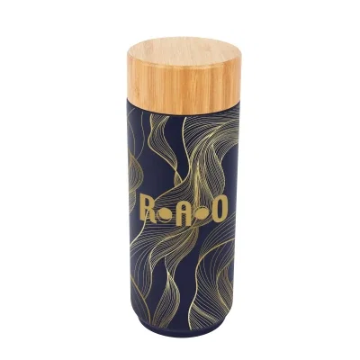 Bamboo top detail at the head of the bottle