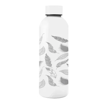Recycled aluminum bottle holding twenty five ounces
