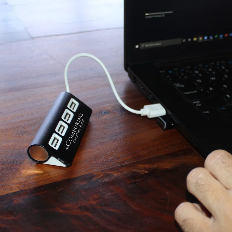 4-Port Aluminum Wave USB Hub — view 2