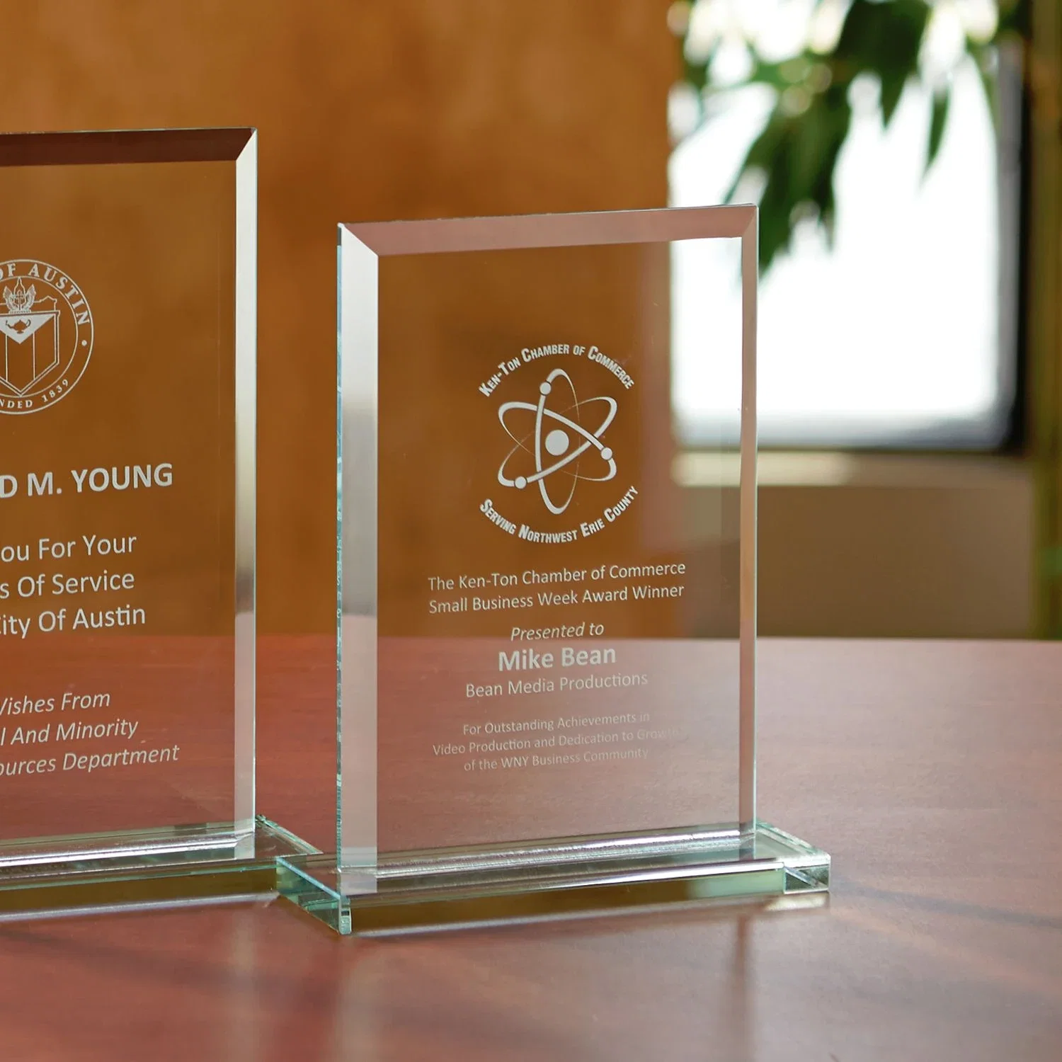 Beveled Rectangle - Small Award — Clear — view 2