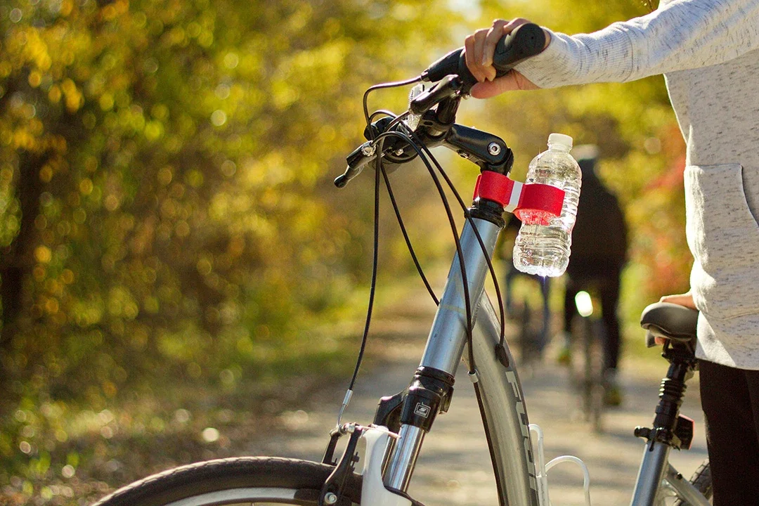 Bike Phone & Bottle Gripper in use
