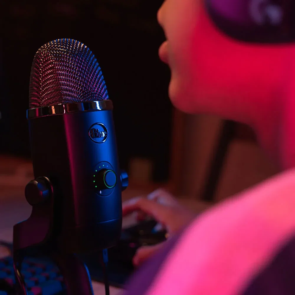Blue Yeti X Professional Condenser USB Microphone — view 3