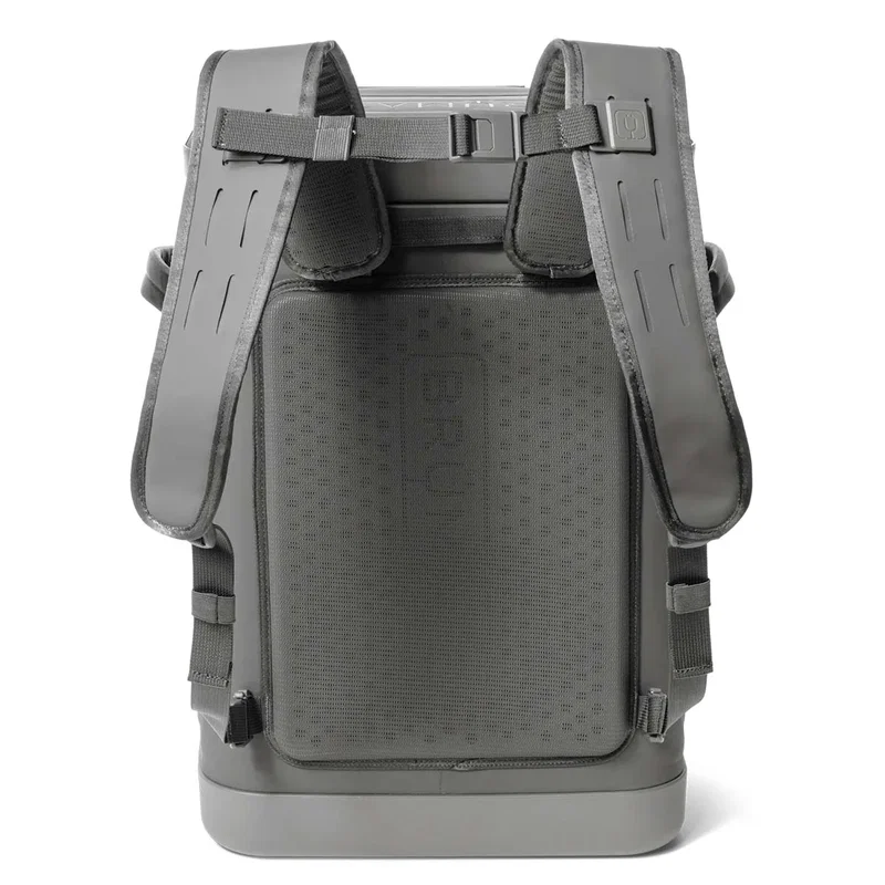 Small pocket set into the outer face