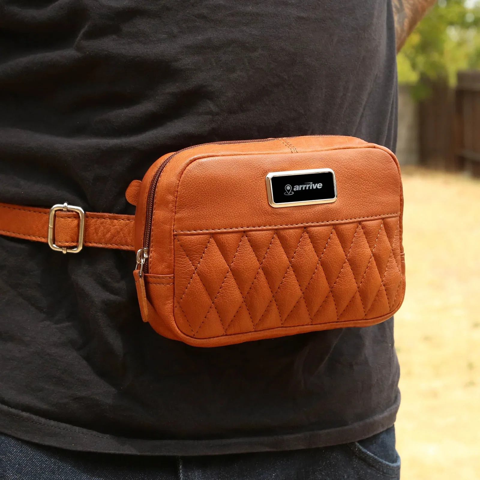 Brea Canyon Leather Cross Body Bag — view 14