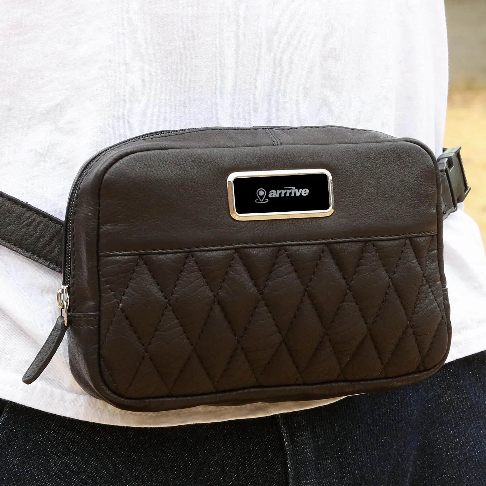 Brea Canyon Leather Cross Body Bag — view 23