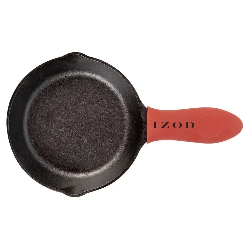 Cast Iron Lodge® Skillet With Silicone Custom Handle — view 4