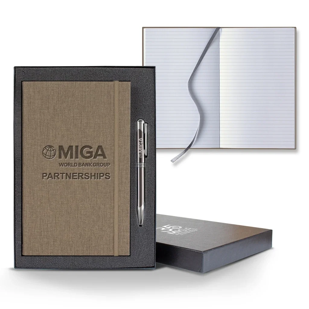Castelli Linen Banded Medio Lined White Page Journal Gift Set — Jacket Color: Beige,Pen Color: Gun Metal — view 2