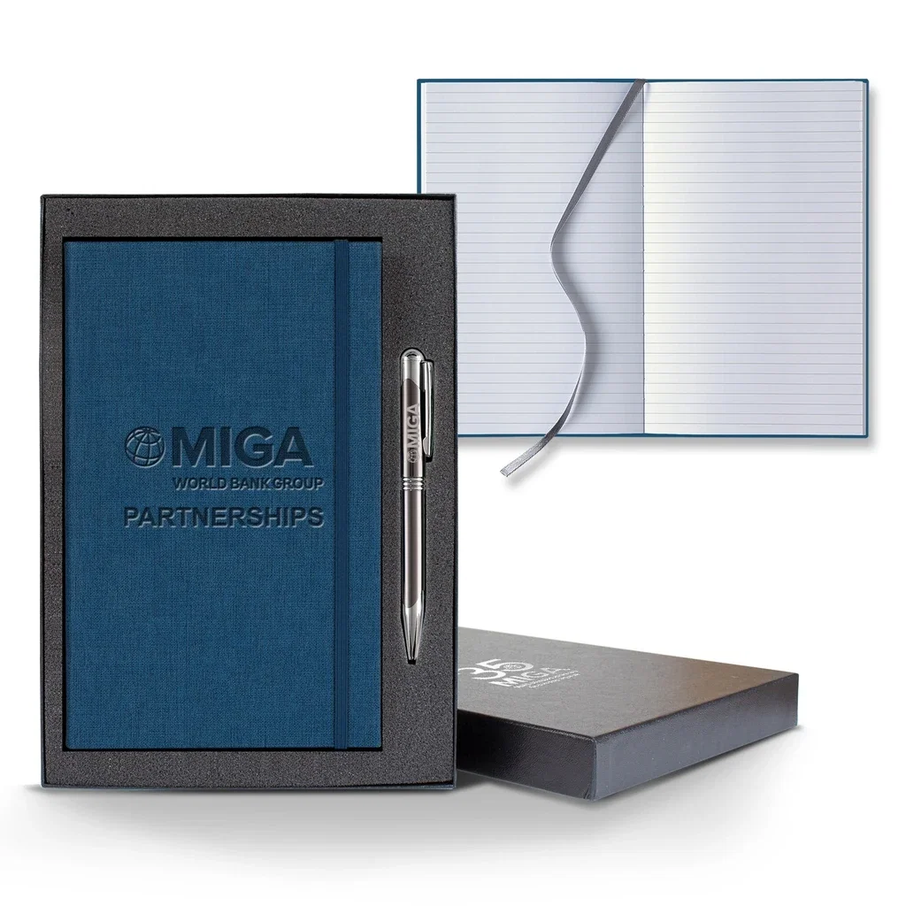 Castelli Linen Banded Medio Lined White Page Journal Gift Set — Jacket Color: Blue,Pen Color: Gun Metal — view 4