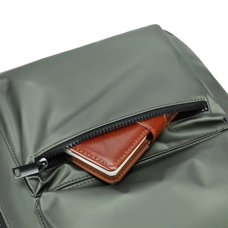Chateau logo laptop backpack, top handle close-up