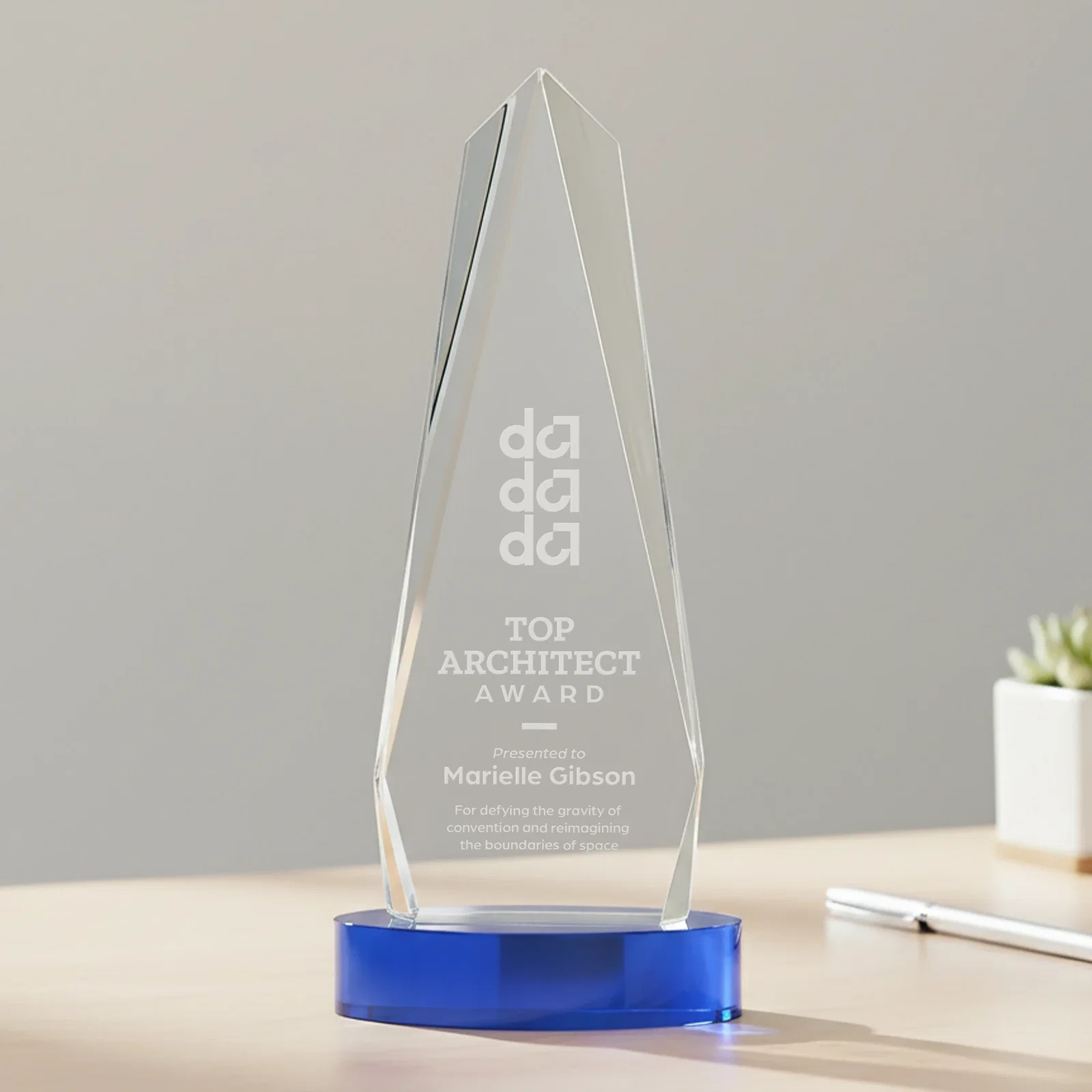 Promotional Optical Crystal Tower Award on Oval Base for donor appreciation