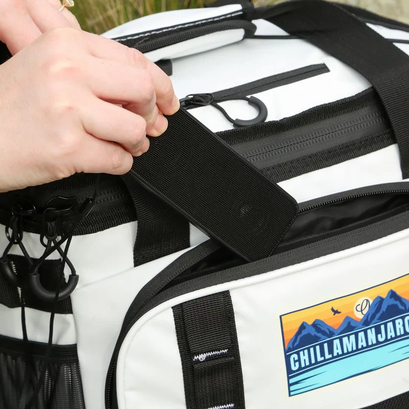 Chillamanjaro™ 18 Can Altitune Cooler Bag — view 4