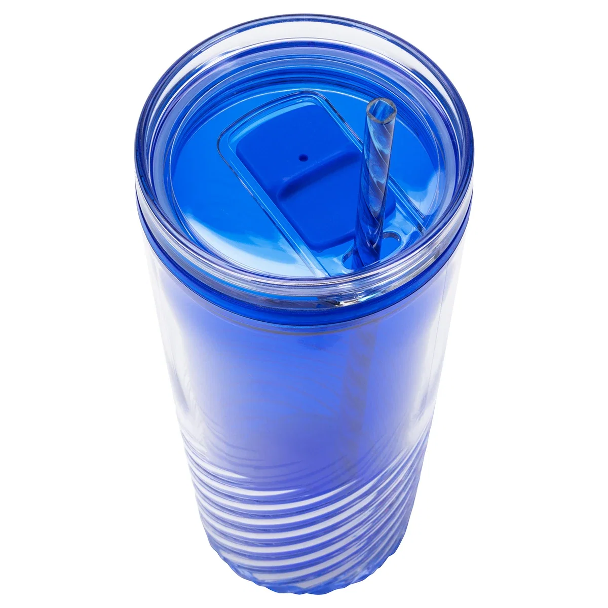 Close-up of the larger size acrylic straw tumbler's flip-top lid in blue