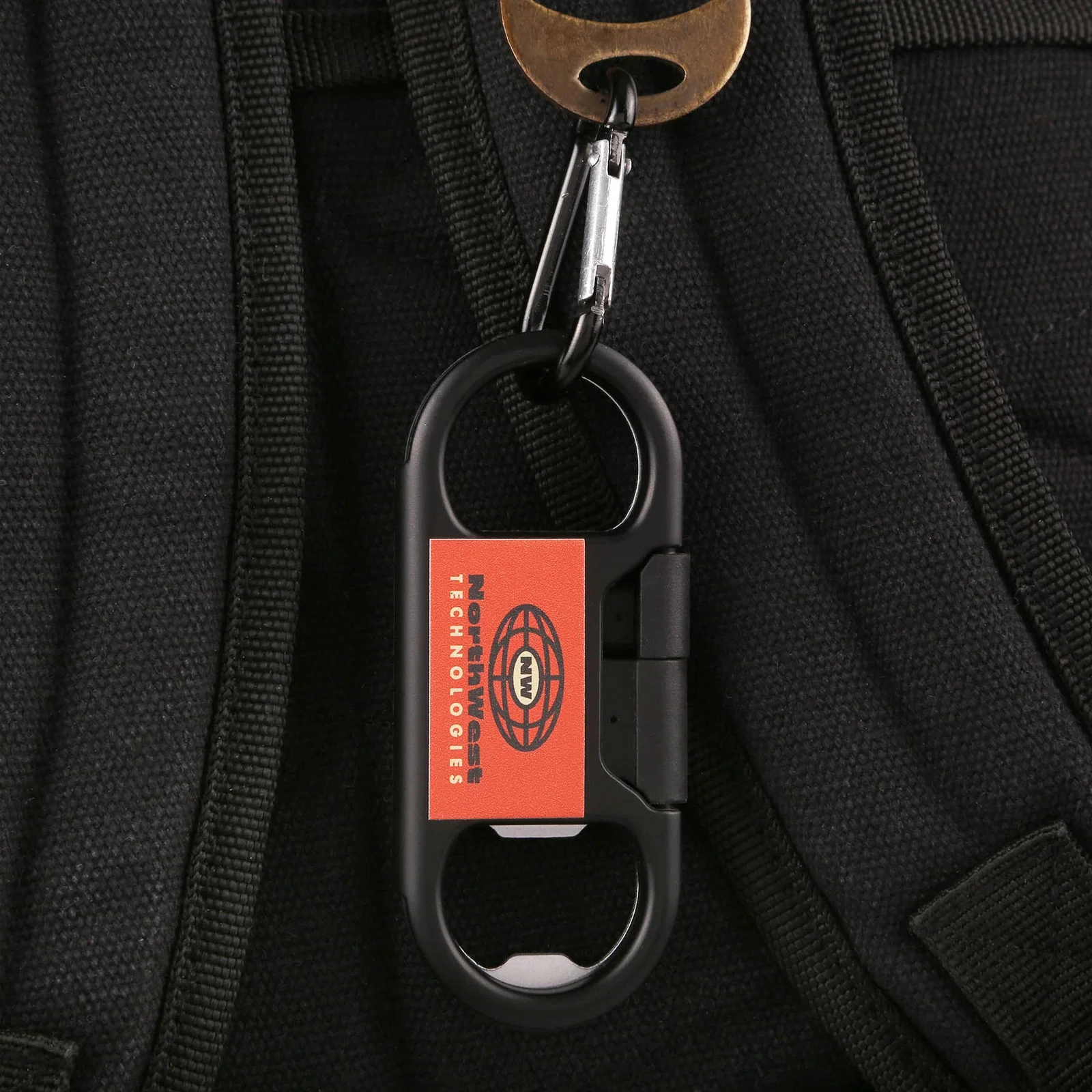 Clip Trip Charging Cable — view 2