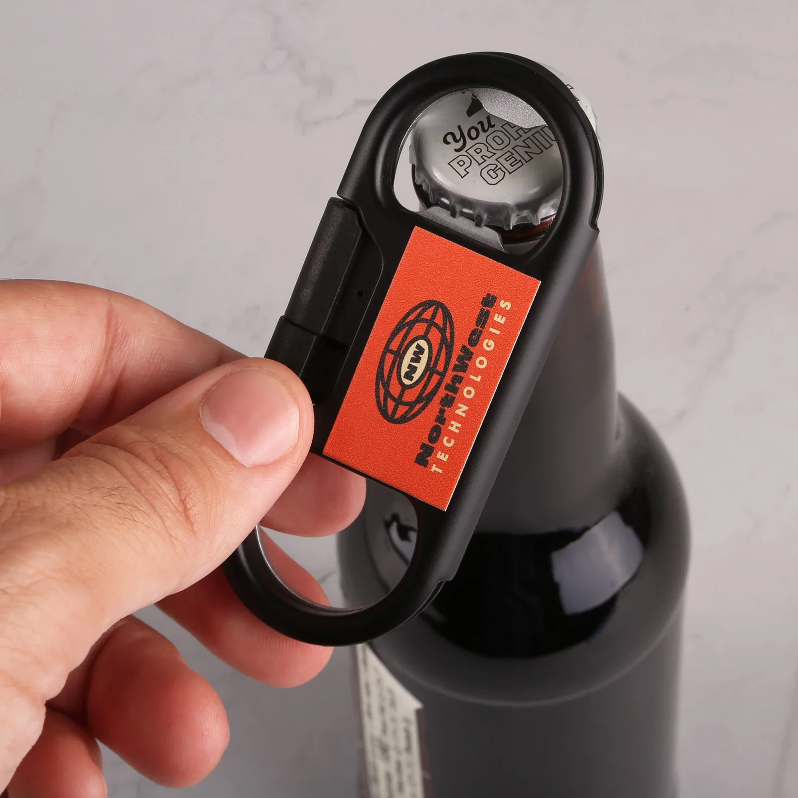 Clip Trip Charging Cable — view 3
