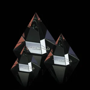 Color-Shifting Optical Crystal Pyramid Award With Reflective Base