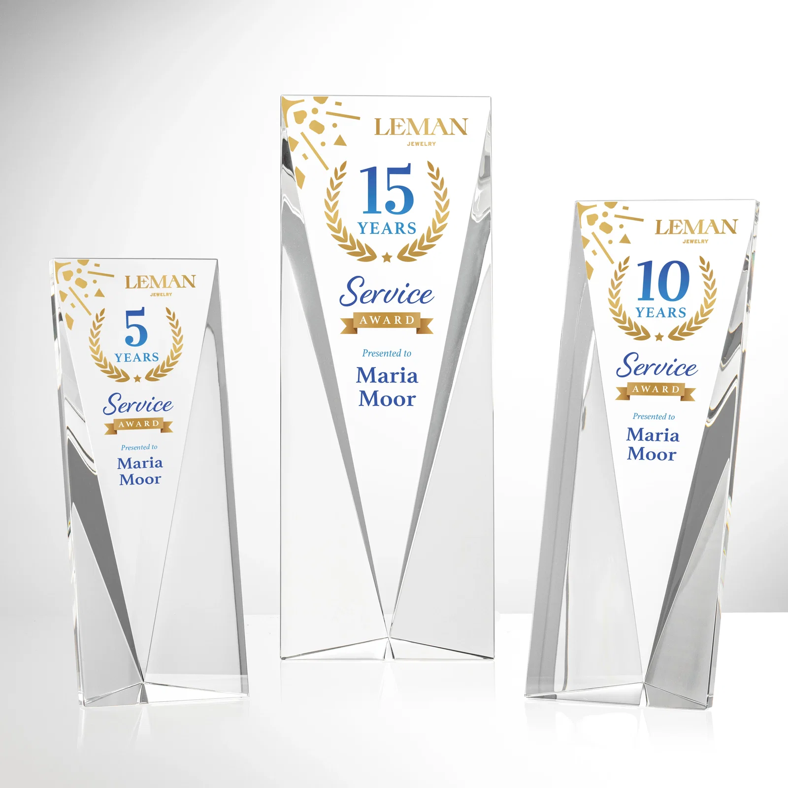 Custom Crystal Tower Award, Converging Sides to a Pointed Base, awards for team milestone celebrations