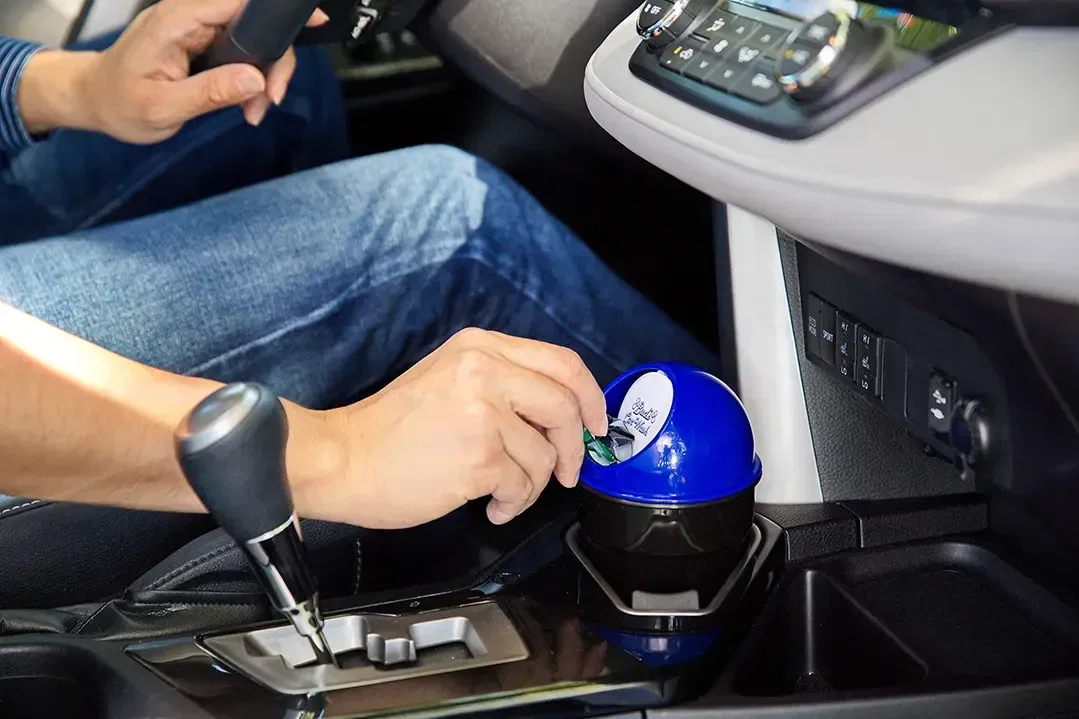 Custom Cup Holder Car Trash Can with lid open, logo-ready car trash bin for tidy interiors, close-up detail