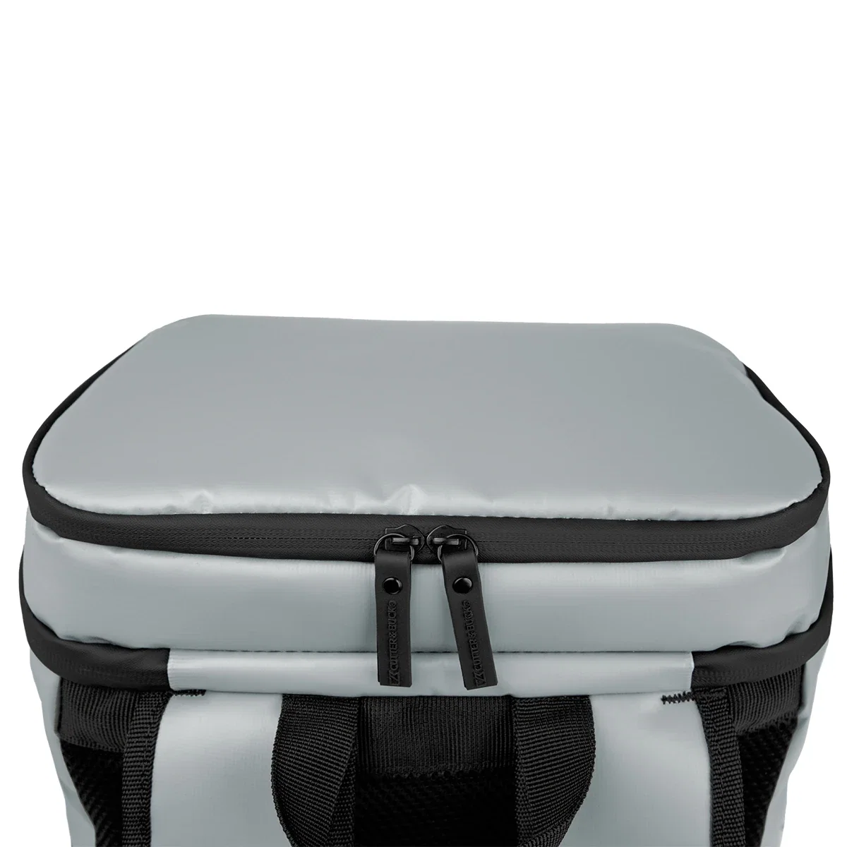 Side pocket detail along the seven-inch deep body