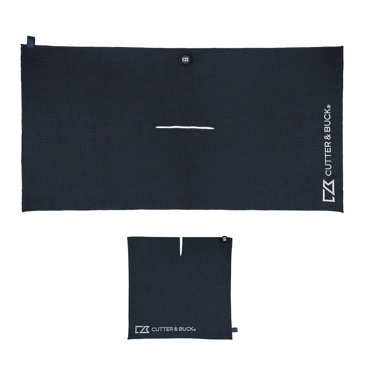 Magnet sewn into the corner for club attachment