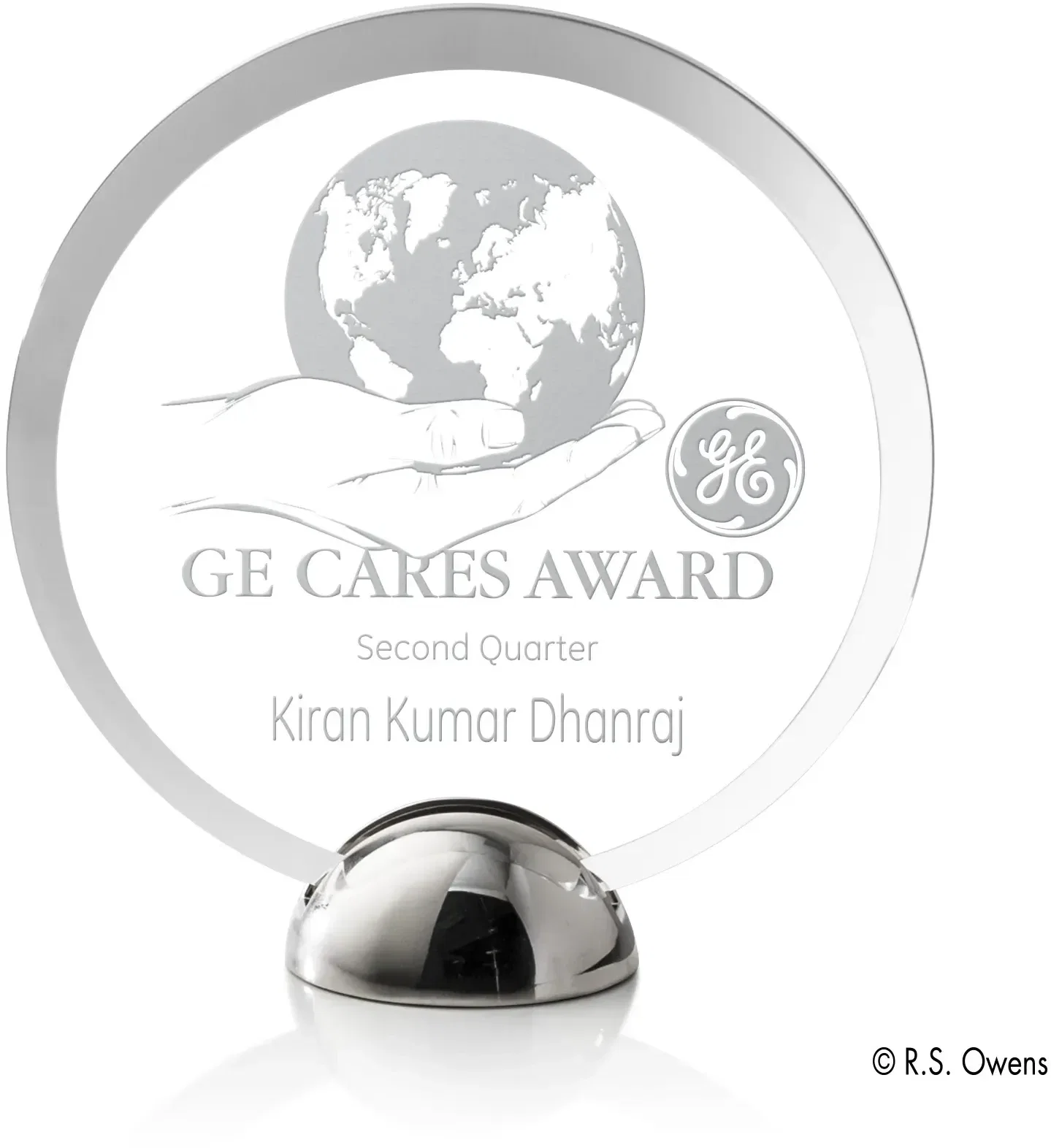 Discus Hemisphere Award — view 4