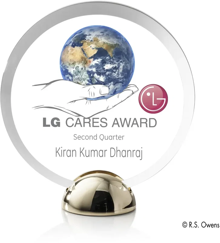 Discus Hemisphere Award — view 7