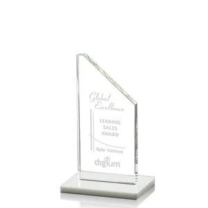 Starfire Crystal Peak Award on White Crystal Base