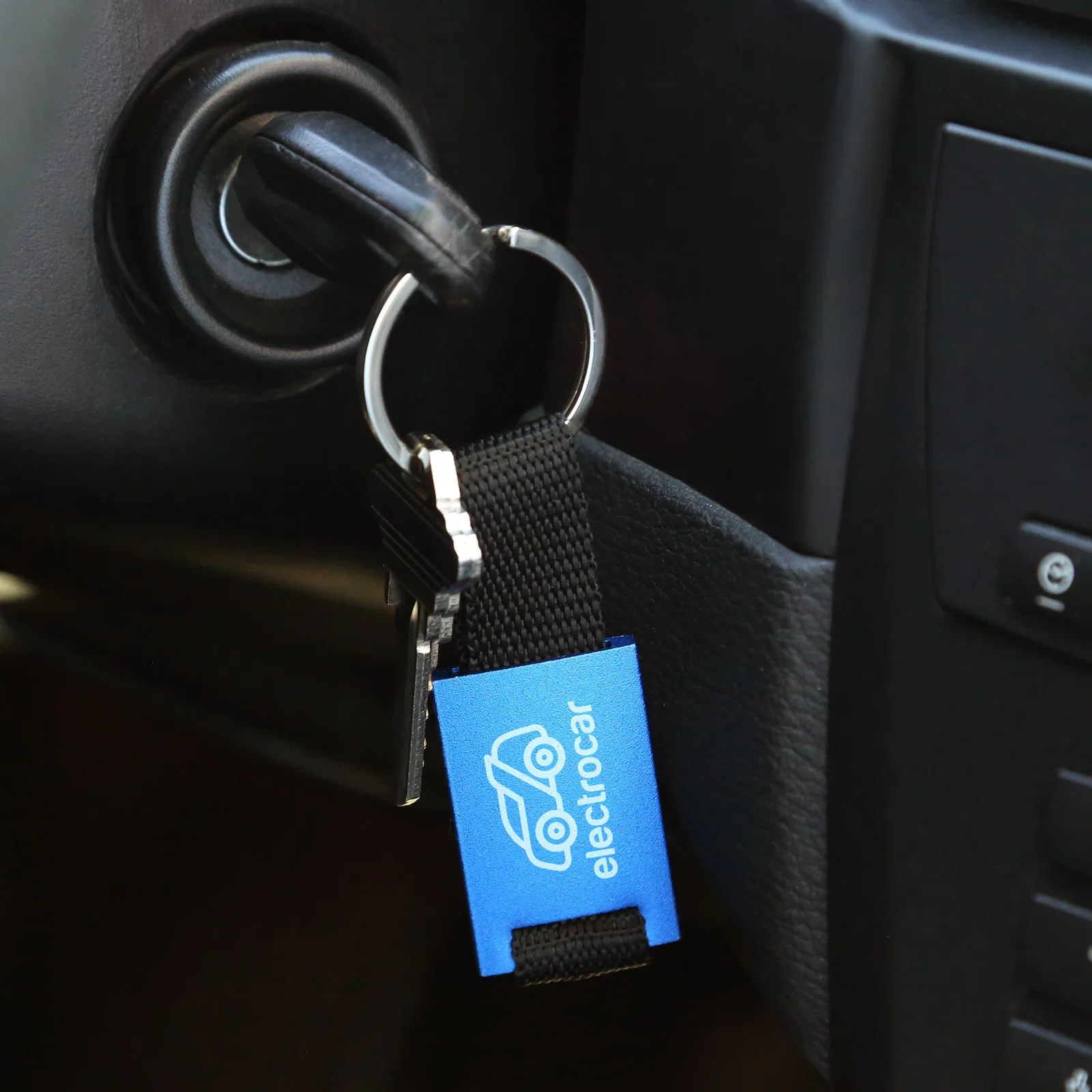 Edge Aluminum Key Ring — view 5