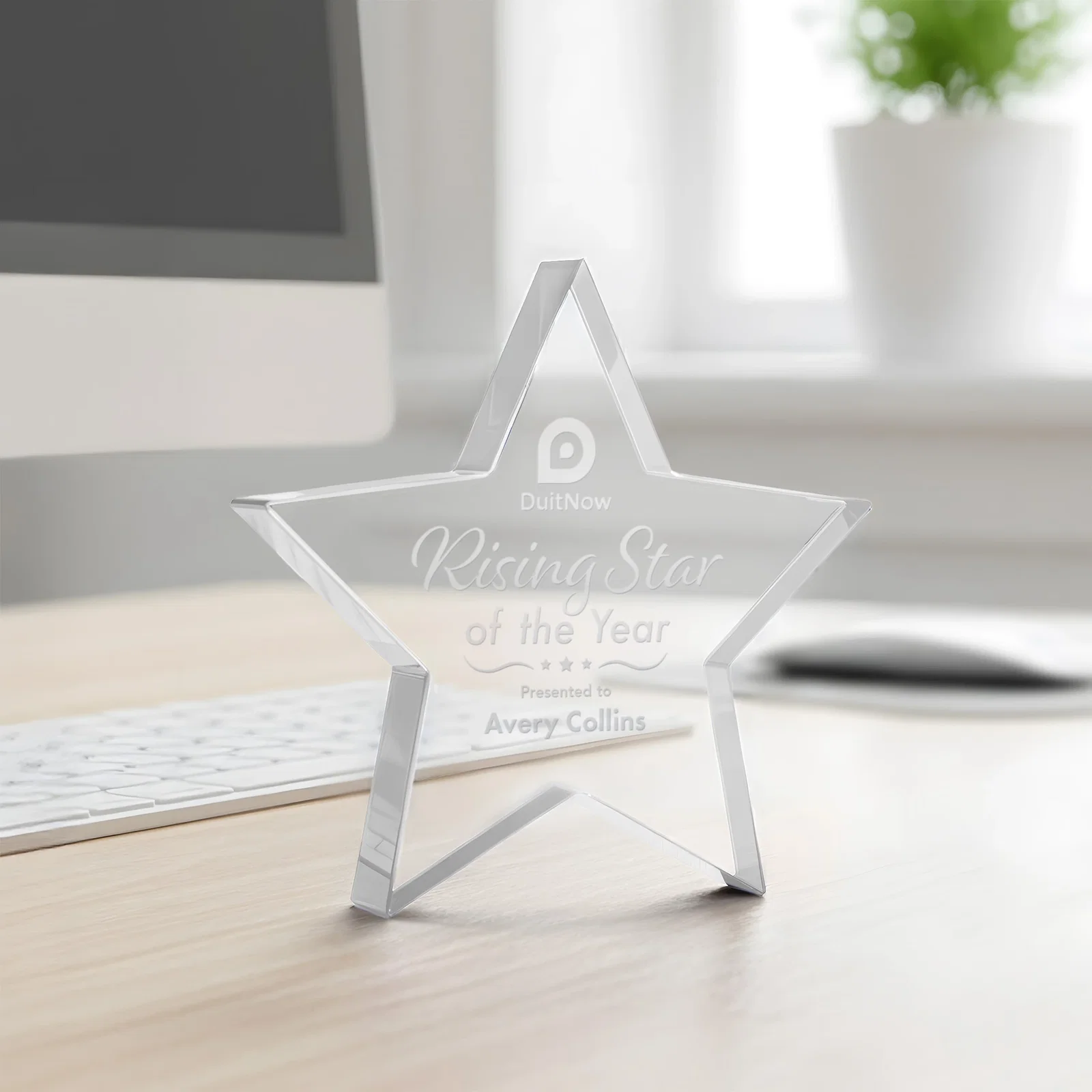Custom Starfire Crystal Star Award With Precision-Cut Edges, desk awards for team milestone celebrations