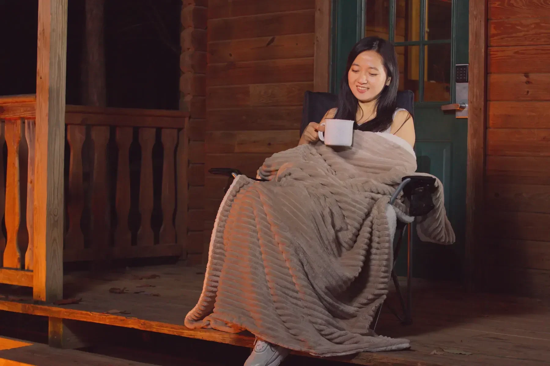 Fireside Sherpa & Flannel Blanket in use